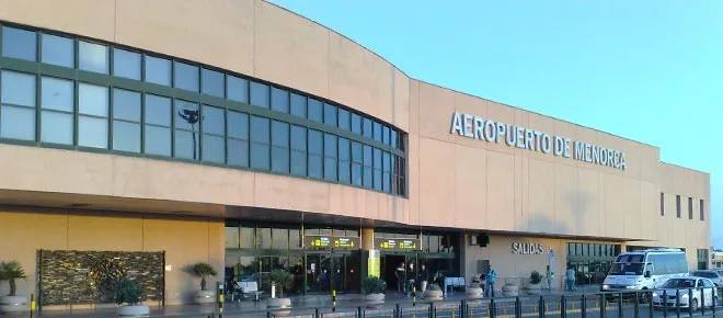 coche alquiler aeropuerto menorca